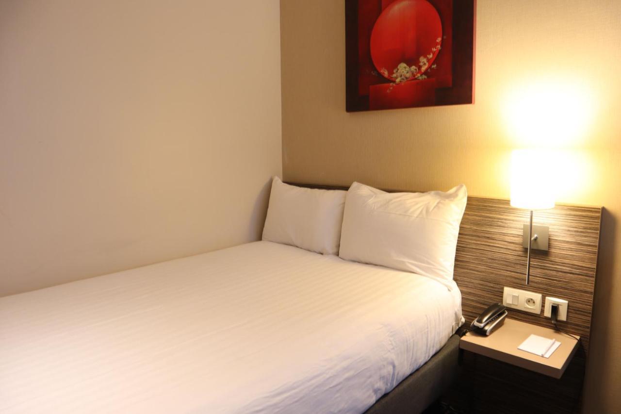 Timhotel Odessa Montparnasse Parigi Esterno foto
